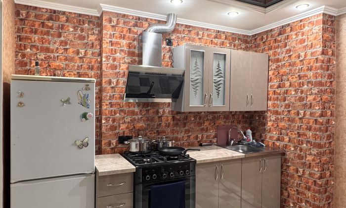 Нефтяников 62